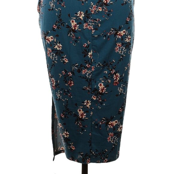 π¨ 50% OFF BUNDLES! ENDS 12/7 π¨ NWT Nine Britton Vivienne knit midi dress blue - Picture 7 of 7